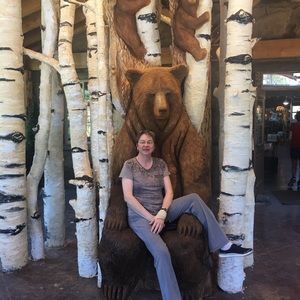 Meet your Posher, Pam